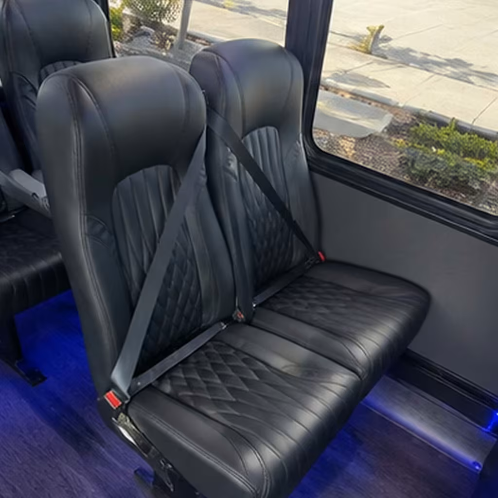 auburn 20 passenger minibus rental