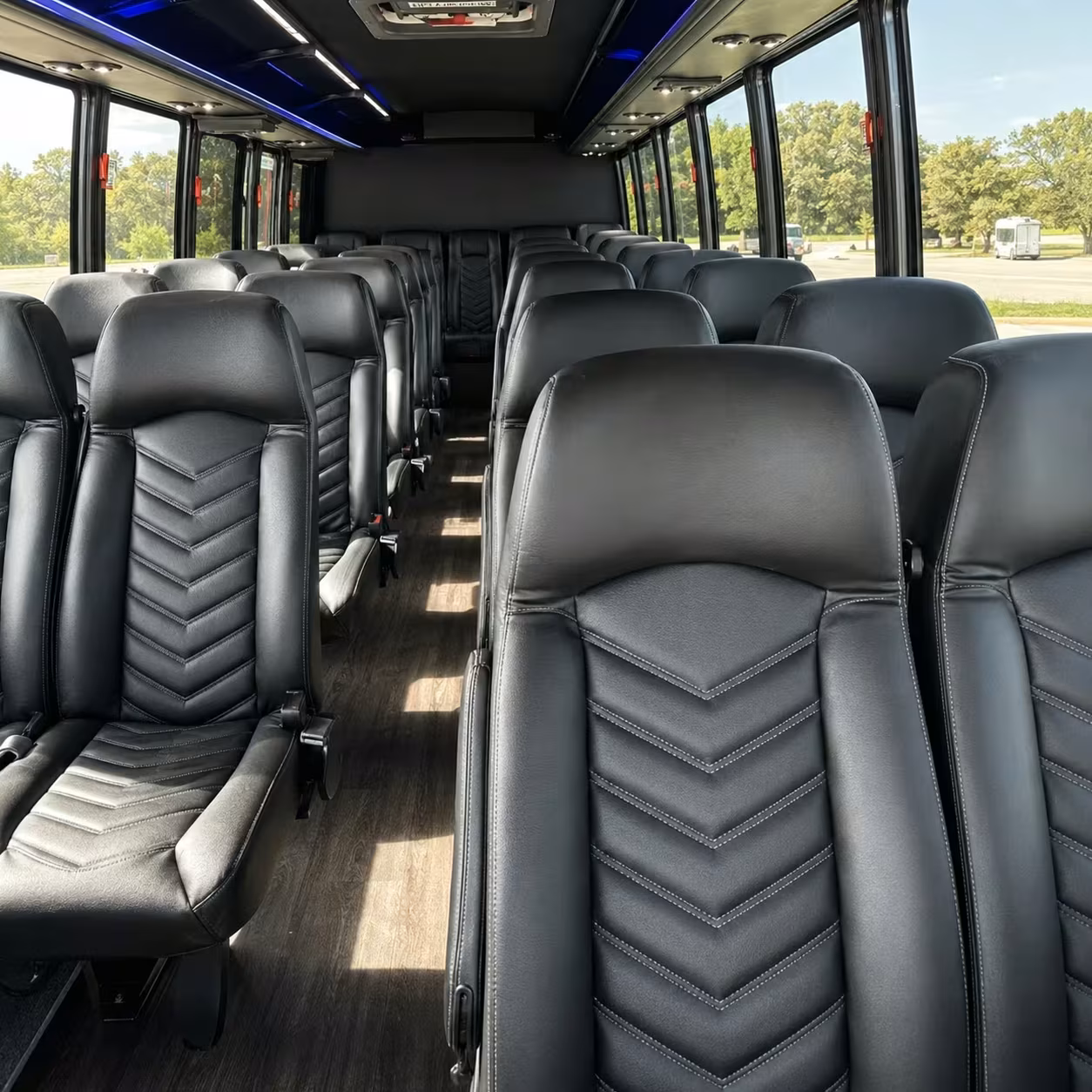 auburn 25 passenger minibus rental
