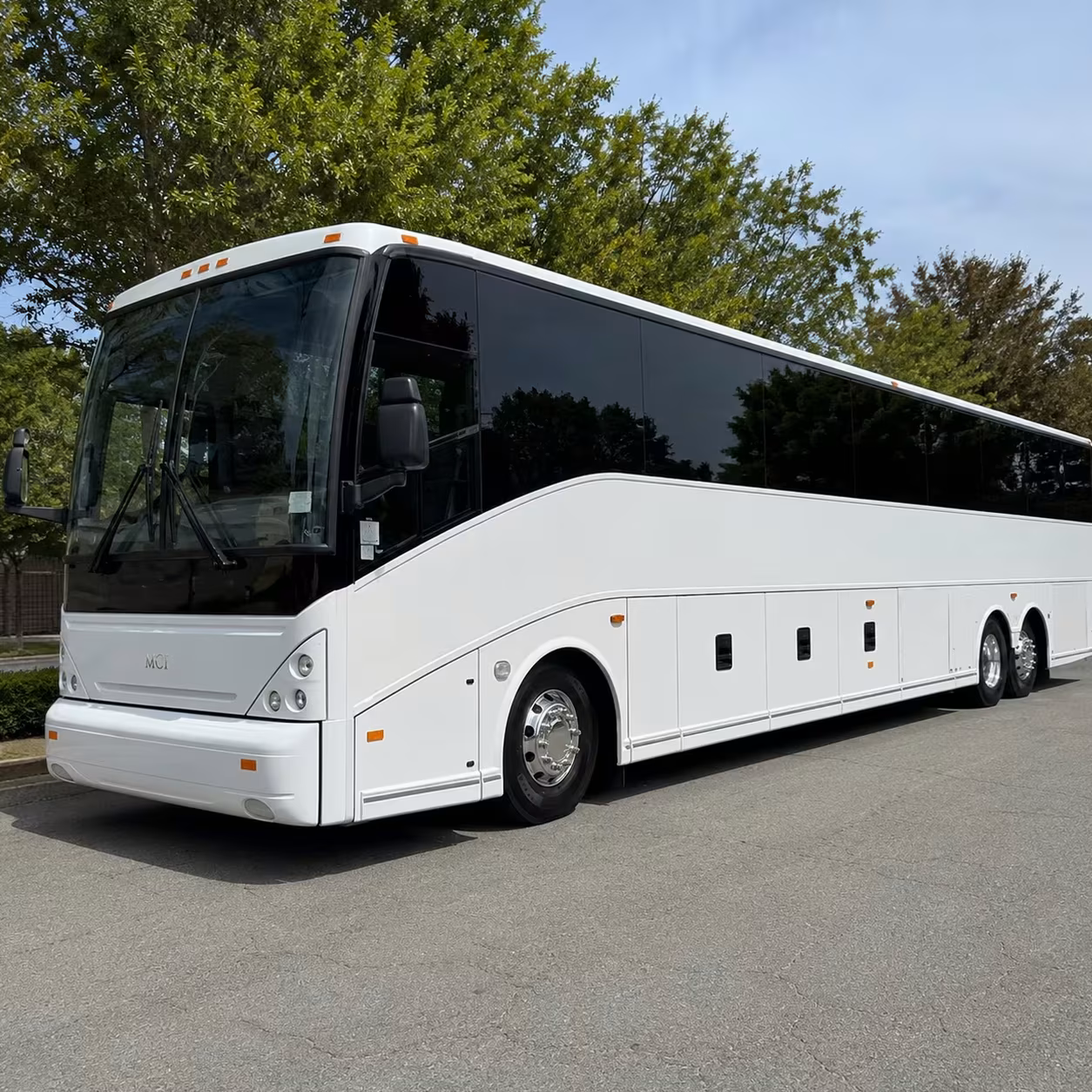 montgomery regional airport shuttles for auburn travelers who want a closer option