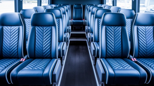 auburn 18 passenger minibus rental